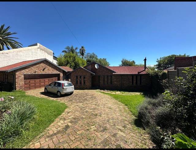 3 BEDROOM PROPERTY TO RENT IN RADIOKOP